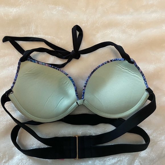 🦋💙Victoria’s Secret Hottie Halter 34b💙🦋 - Picture 4 of 5